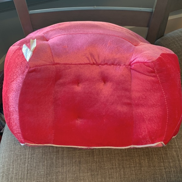 Build a Bear Workshop - Hello Kitty Velour chair - Picture 2 of 5